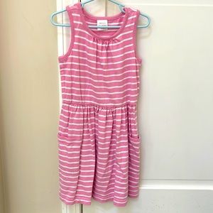 HA play dress, size 6/7 with pockets!
